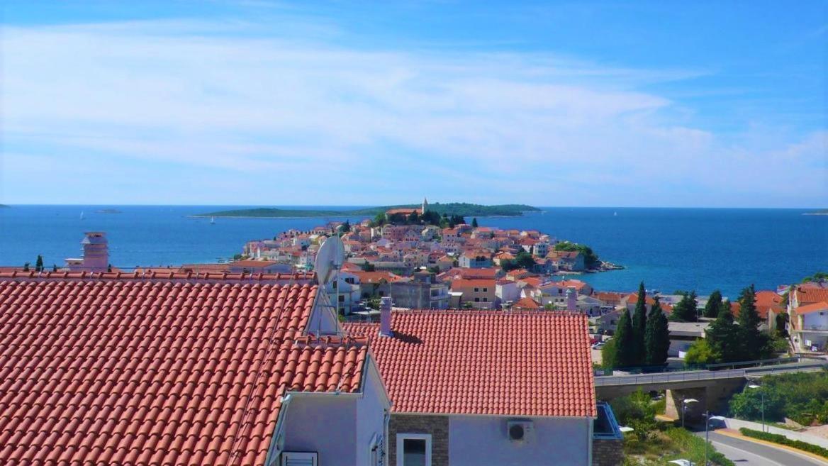 פרימוסטן Apartment House Helena מראה חיצוני תמונה