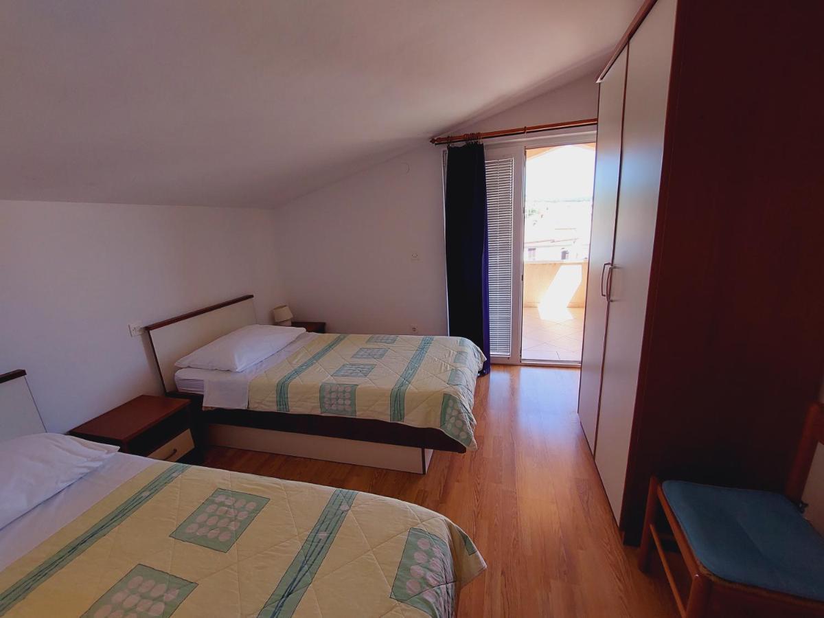 פרימוסטן Apartment House Helena מראה חיצוני תמונה