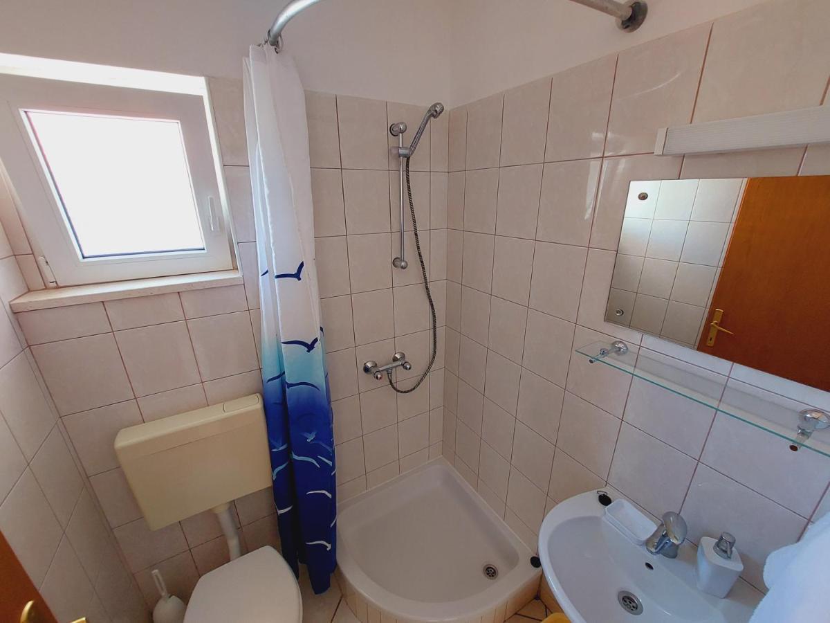 פרימוסטן Apartment House Helena מראה חיצוני תמונה