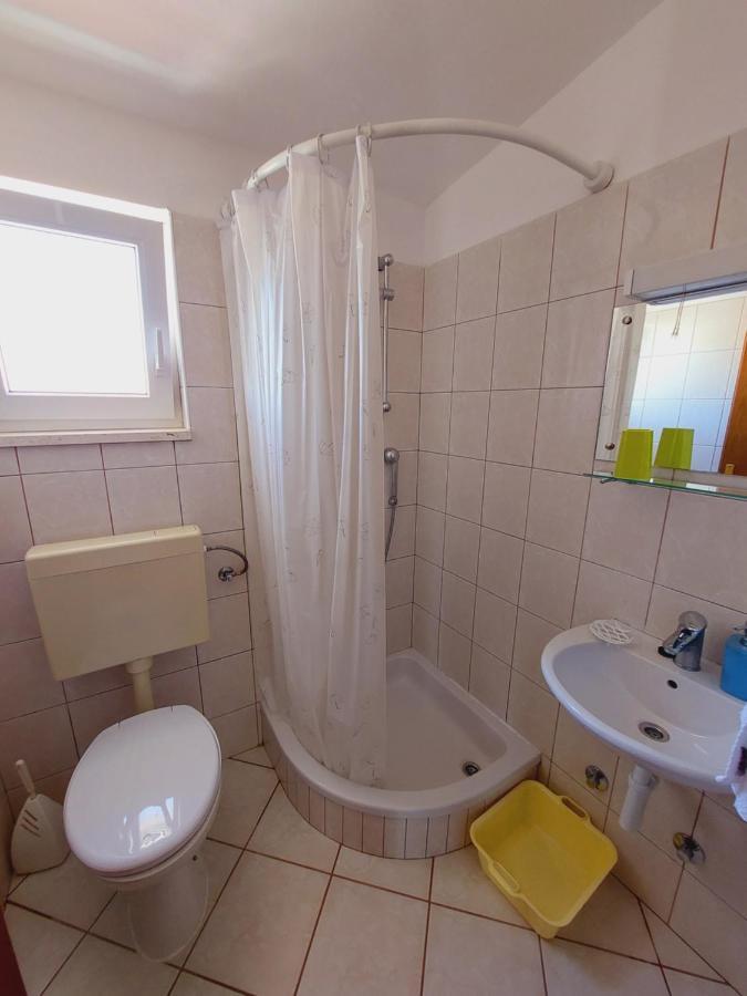 פרימוסטן Apartment House Helena מראה חיצוני תמונה